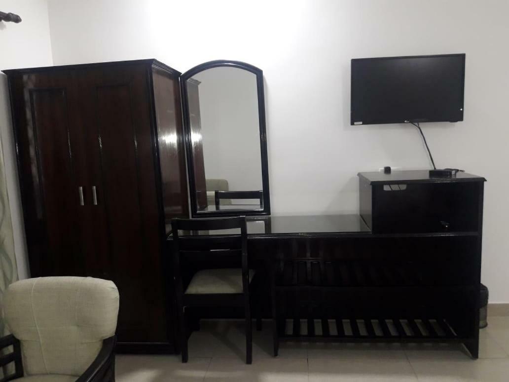 Hotel Vindhwashni Haldwāni 外观 照片
